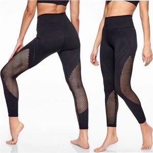 Athleta Trophy Seamless 7/8 Black High-Rise Mesh Panel Leggings